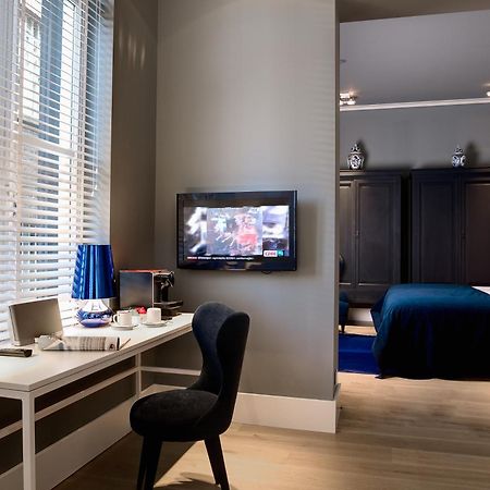 Het Arresthuis Roermond Exterior foto A room at the hotel