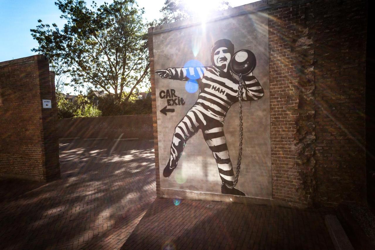 Het Arresthuis Roermond Exterior foto The artwork in 2014